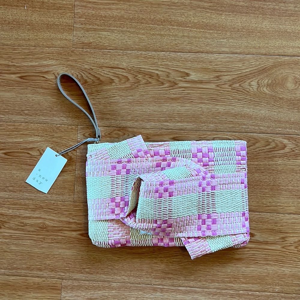 Small clutch